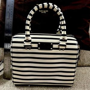 New with tags Kate Spade black and cream striped top handle/shoulder bag